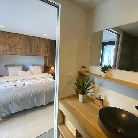 Cozy And Beautiful In Апартаменти